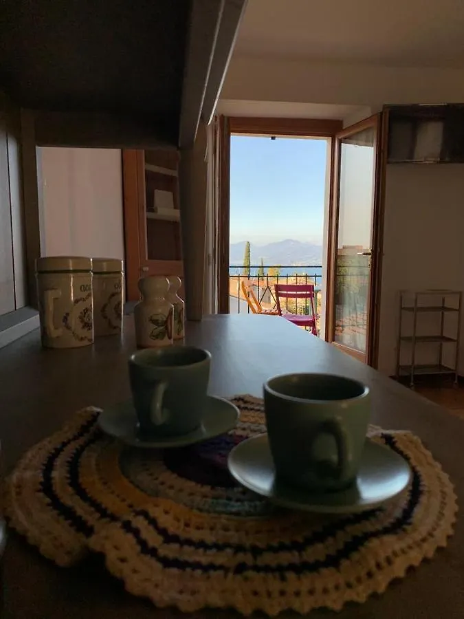 Casa Lisetta, 3-Room Apartment With Lake View Torri Del Benaco