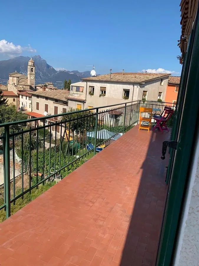 Casa Lisetta, 3-Room Apartment With Lake View Torri Del Benaco Italy
