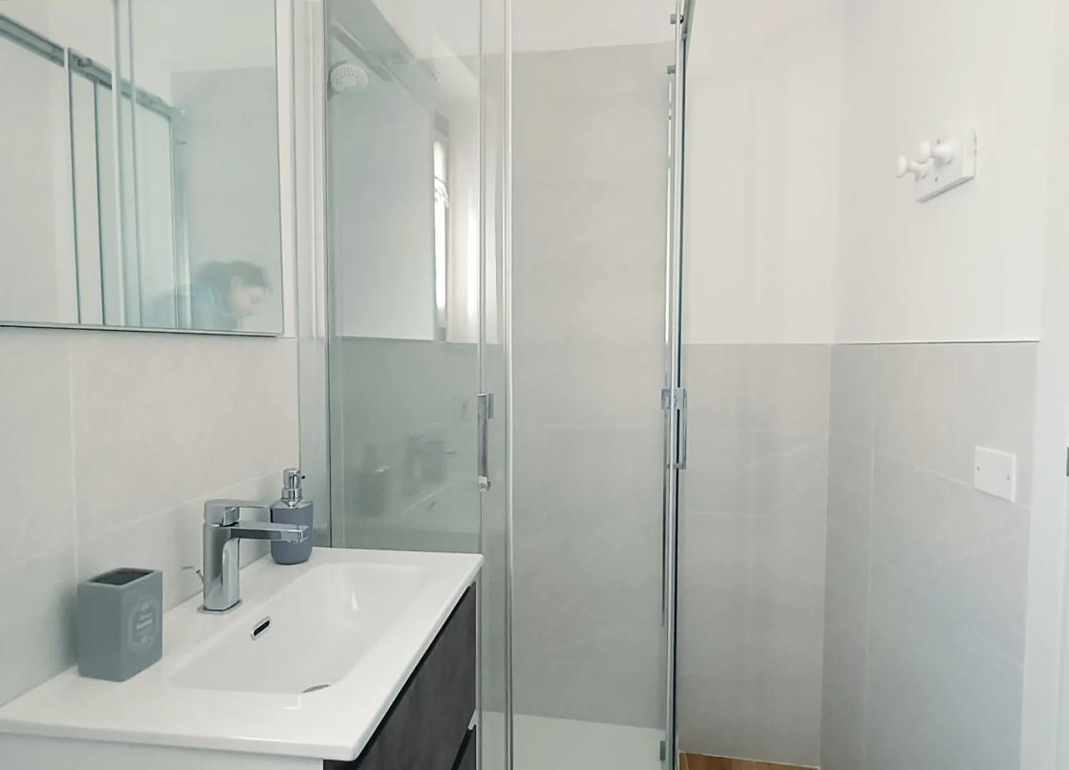 Casa Lisetta, 3-Room Apartment With Lake View Torri Del Benaco 0*,  Italy